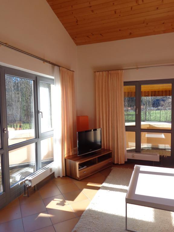 Fischen im Allgaeu Sportpark Fischen Ferienwohnung חדר תמונה