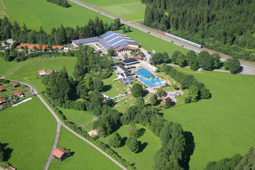 Fischen im Allgaeu Sportpark Fischen Ferienwohnung חדר תמונה